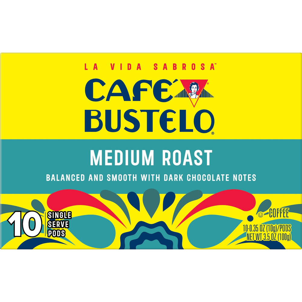 Café Bustelo escena de cocina matutina transmitiendo energía latina