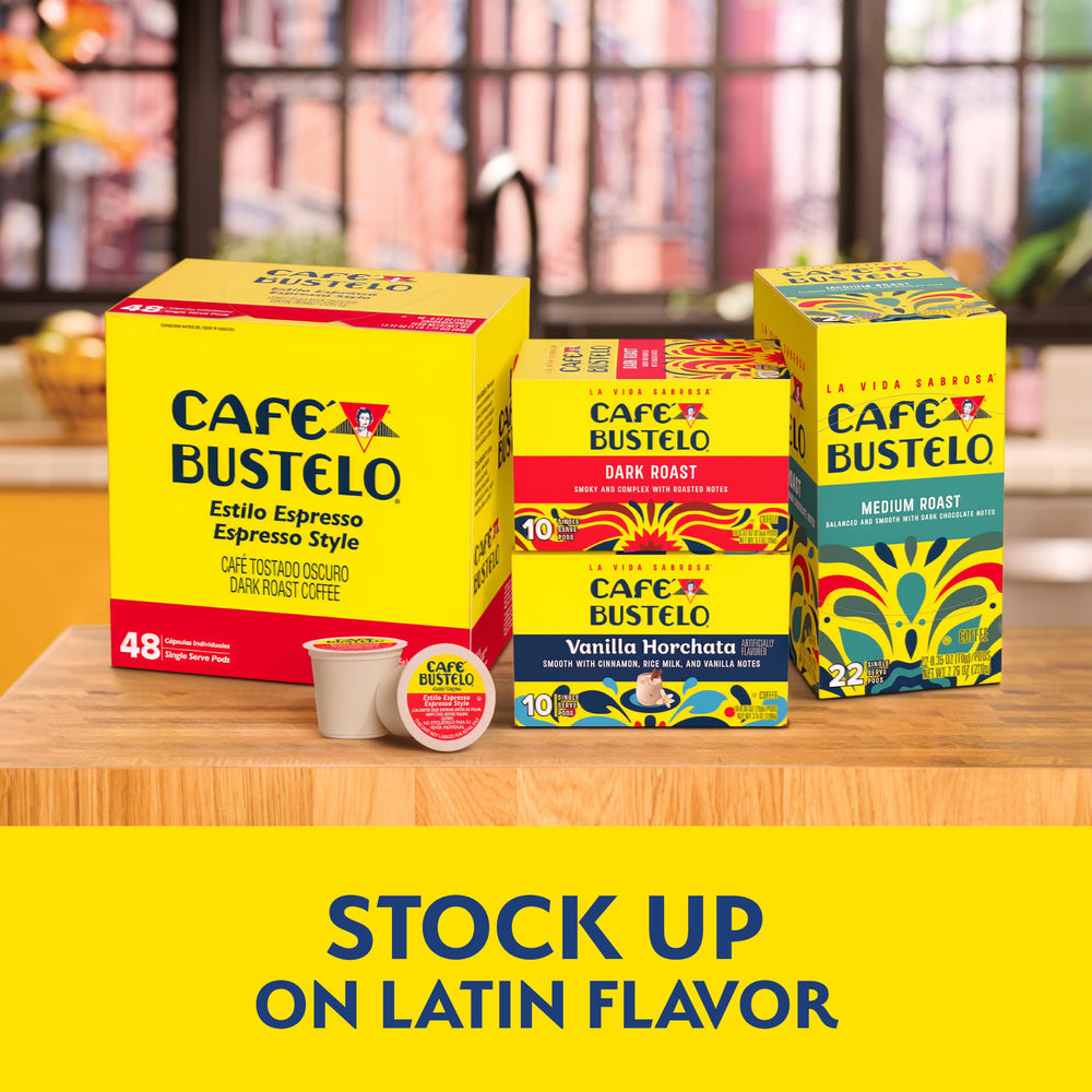 Café Bustelo cápsula colocada en máquina para preparación rápida