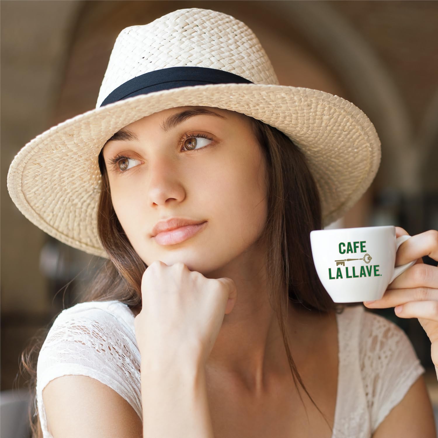 Cafe La Llave cápsulas junto a caja TerraCycle para reciclaje responsable