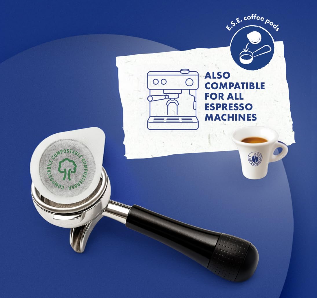 Caffè Borbone pod insertado en máquina espresso, uso sencillo y resultados consistentes