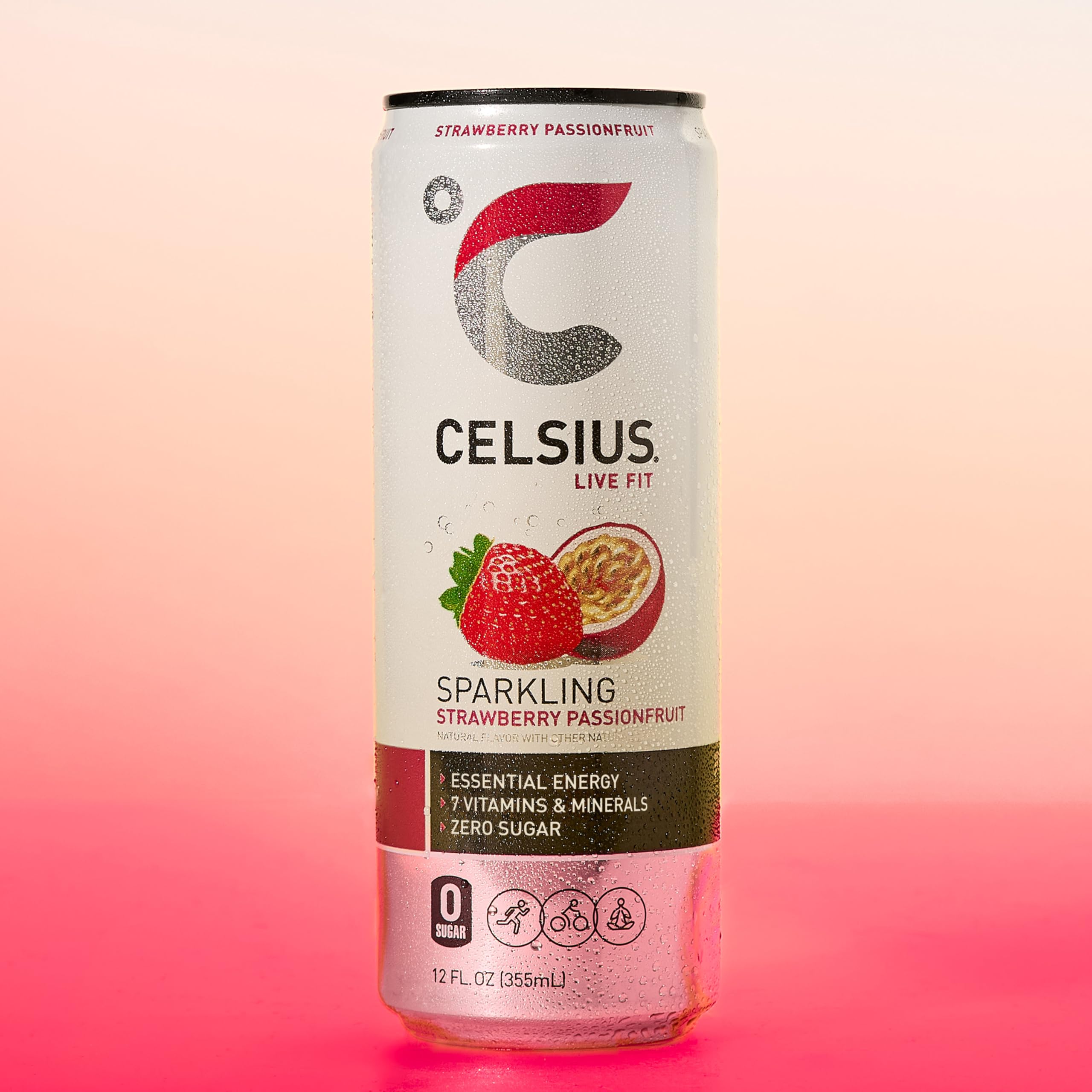 CELSIUS bebida en gimnasio para energía antes del entrenamiento