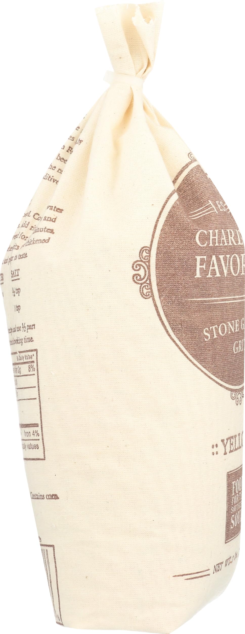 Charleston comparación de tamaño de la bolsa con una taza para medir