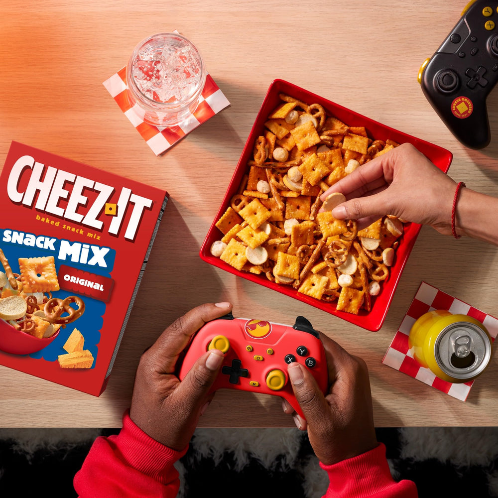 Cheez-It en lonchera infantil como snack práctico y sabroso