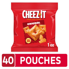 Cheez-It primer plano de textura crujiente y queso fundido visible