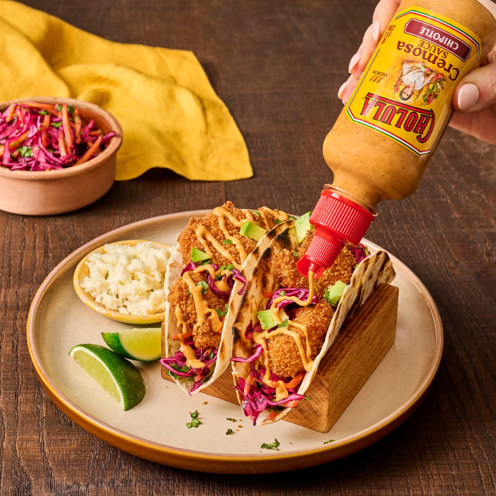 Cholula cremosa chipotle etiqueta legible, ingredientes y marca visible