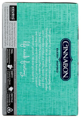 CINNABON cápsula siendo insertada en cafetera Keurig para facilidad