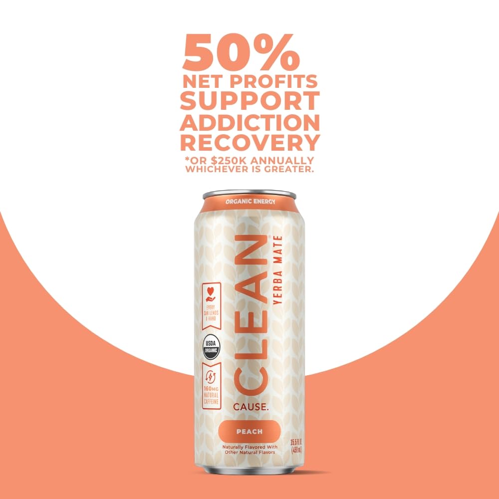CLEAN CAUSE lata en mano mostrando tamaño 16 oz y conveniencia portátil