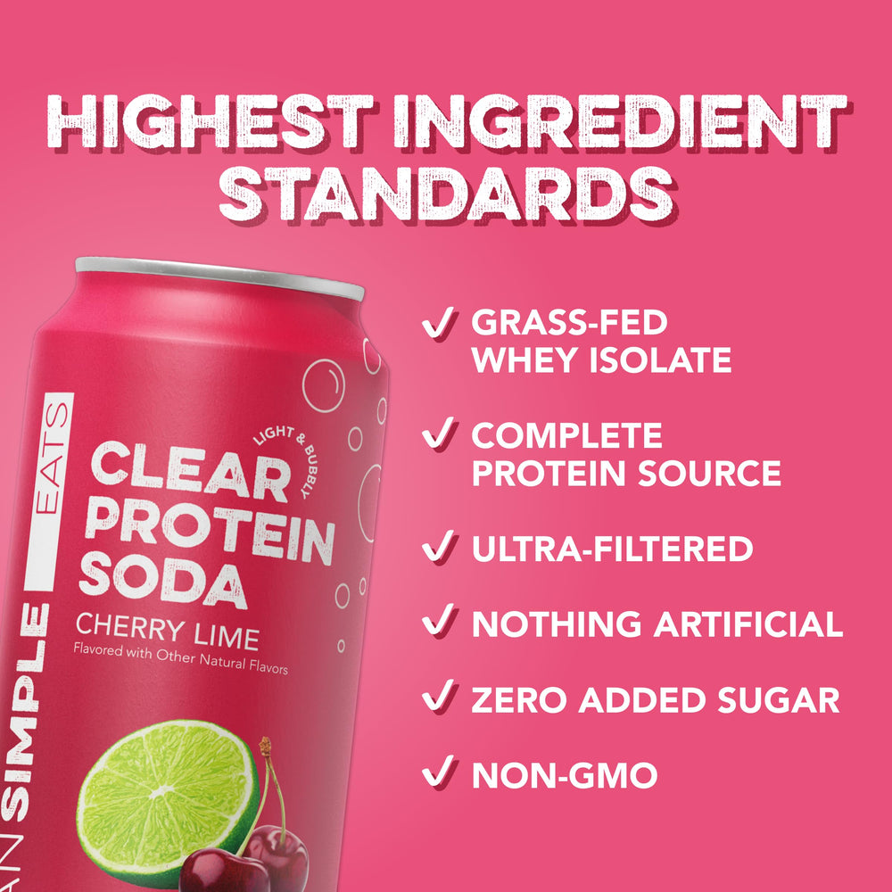 Lata Clean Simple Eats en mano para comparar tamaño y uso portátil