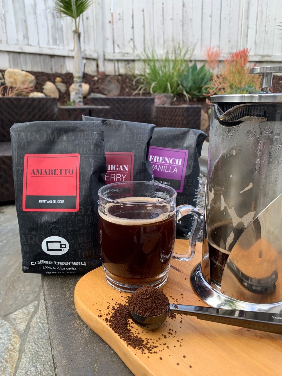 Coffee Beanery paquete 12oz para comparar tamaño y cantidad práctica