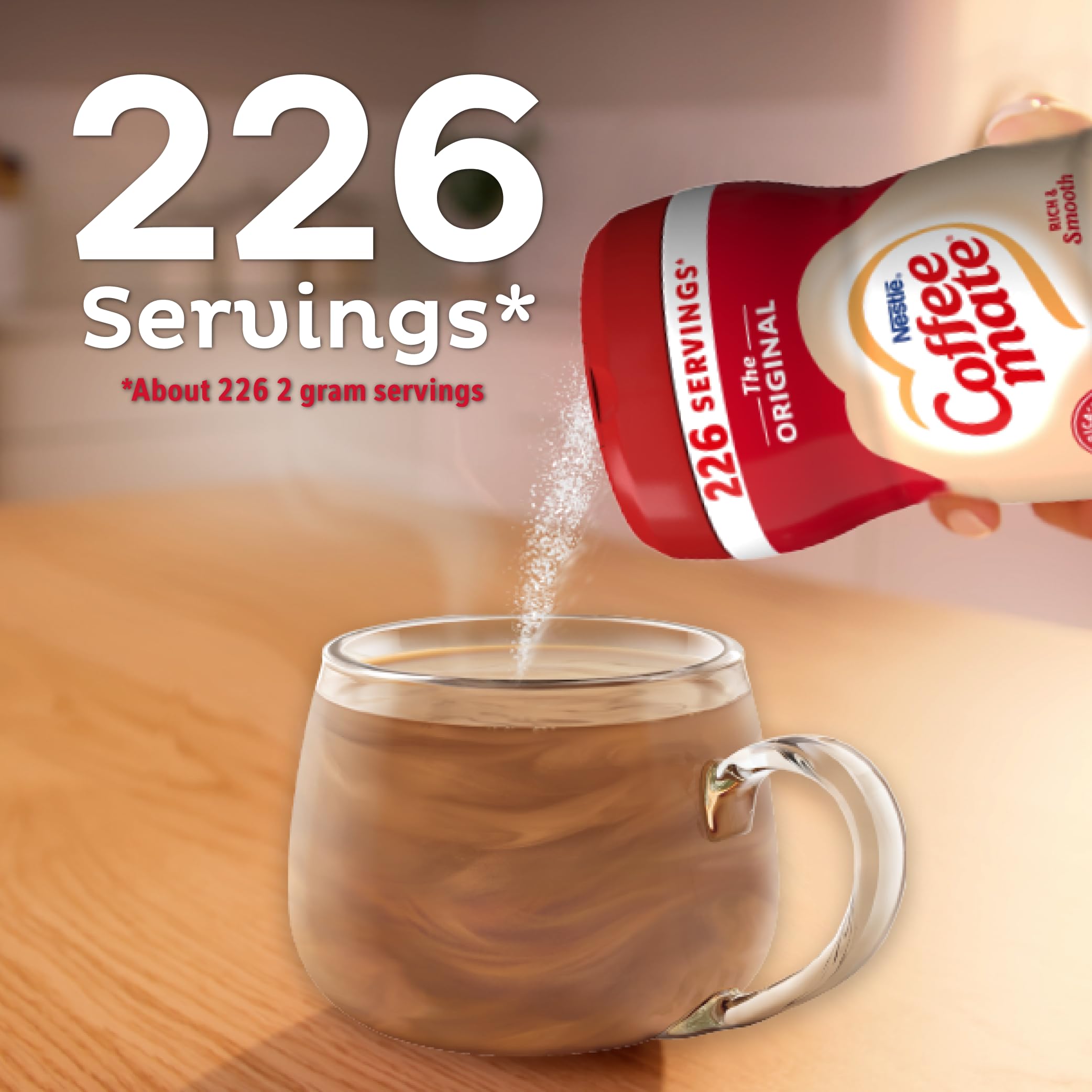 Coffee Mate junto a objetos cotidianos para comparar tamaño y duración
