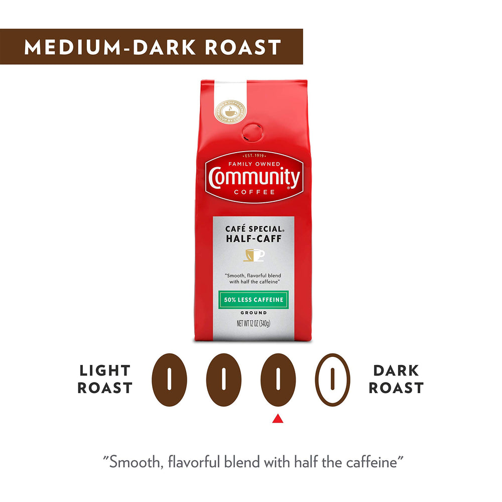 Community Coffee taza servida con crema ligera, sabor balanceado
