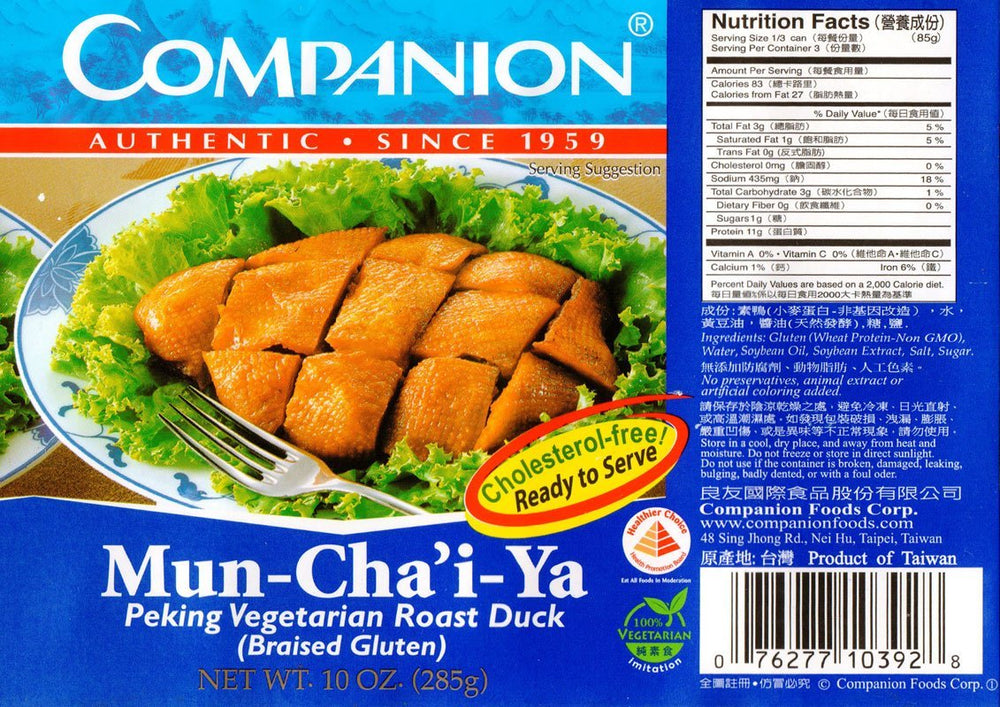Companion Foods lata en mano para comparar tamaño y porción por servicio