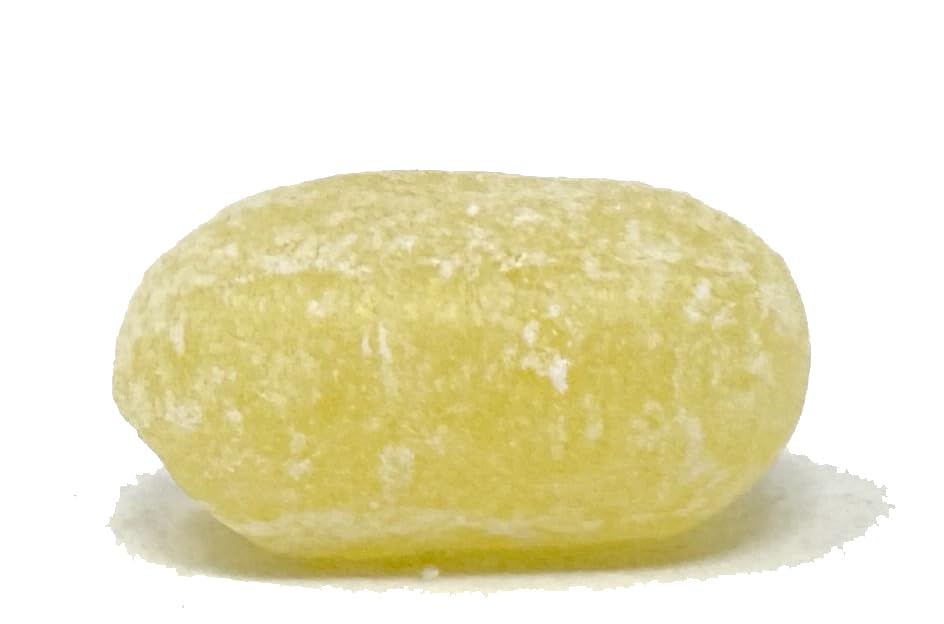 crait caramelo en mano para comparar tamaño, muestra porción real