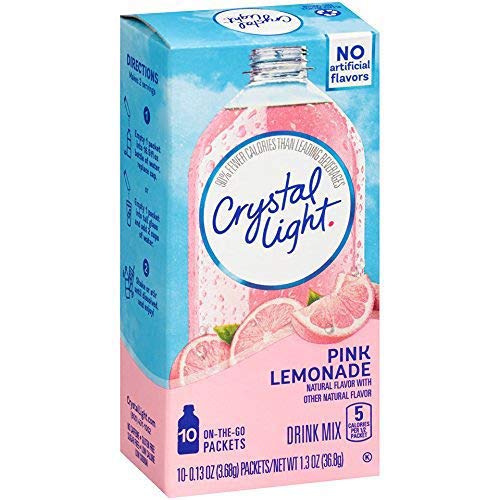 Crystal Light sobre junto a botella de 16 oz para comparar tamaño y raciones