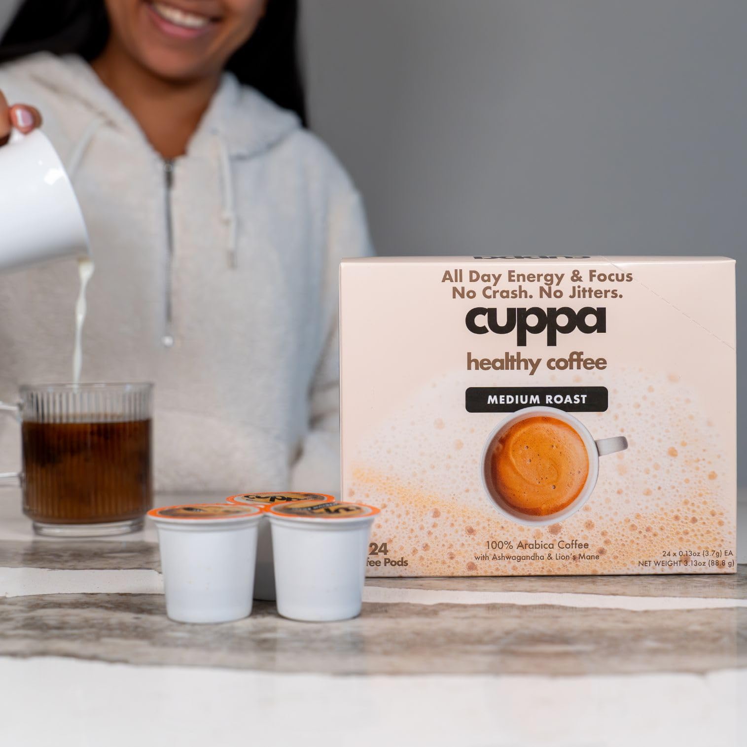 Cuppa Healthy Coffee cápsula en mano indica tamaño y control de porción