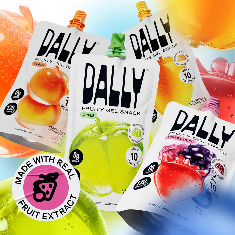 DALLY snack en mesa junto a frutas naturalidad y sabor afrutado