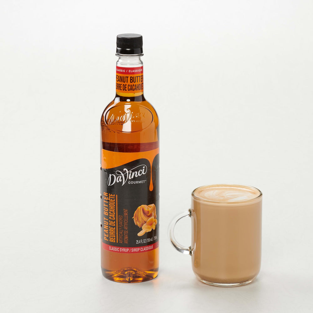 DaVinci Gourmet jarabe como topping sobre postre para realzar sabor