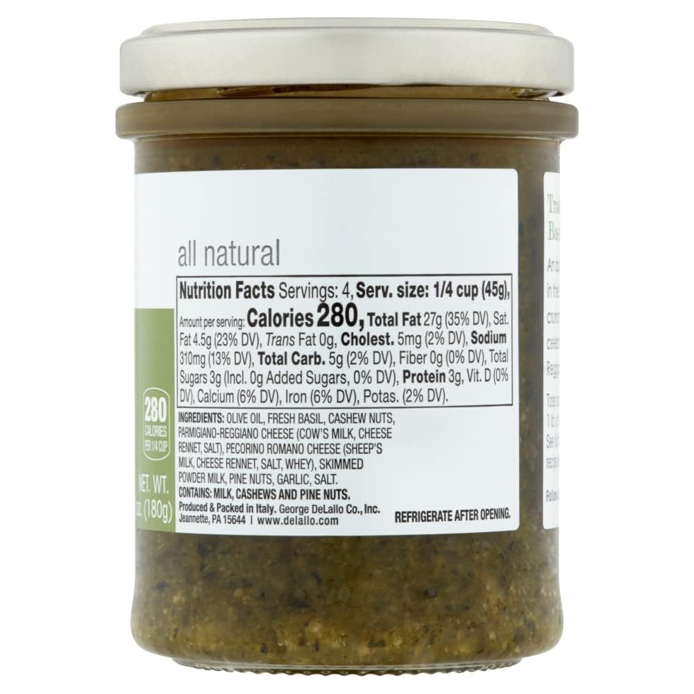 DeLallo pesto olive oil textura cremosa en cuchara mostrando consistencia y aroma