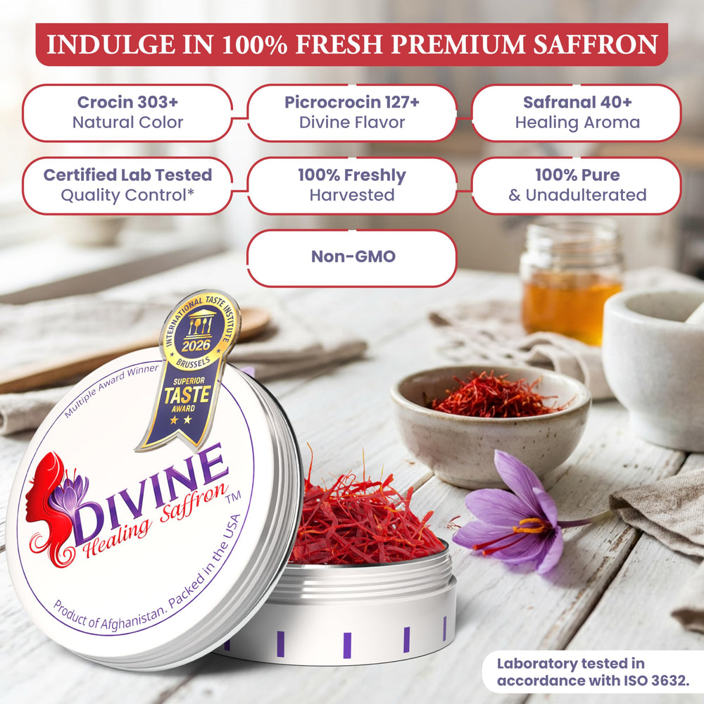 Divine Healing Saffron hebras en agua caliente liberando color y aroma