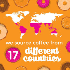 Donut Café cápsula insertada en Keurig para preparación rápida