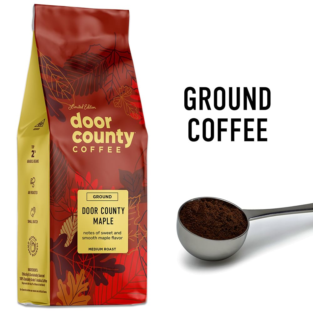 Door County Coffee molido cerca mostrando textura y frescura