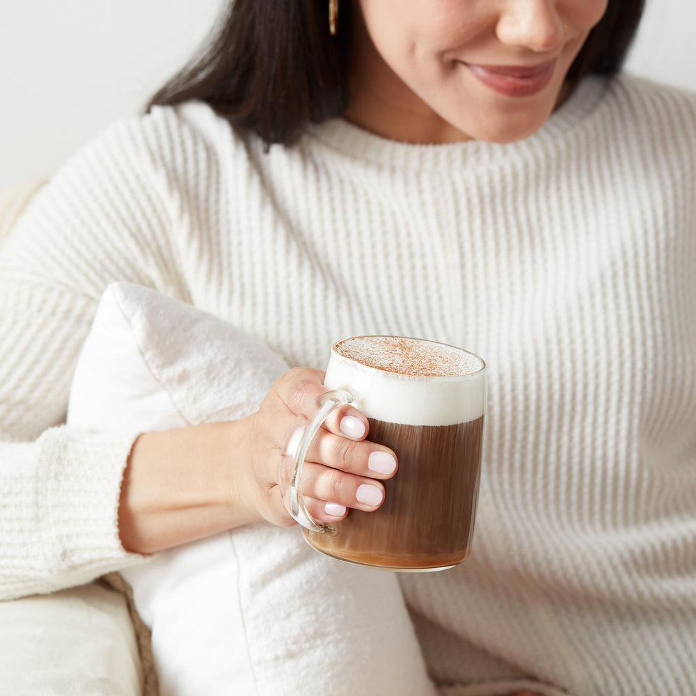Dunkin' latte preparado con Midnight, base ideal para recetas