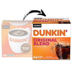 Dunkin’ cápsula dentro de cafetera Keurig preparada para infusionar