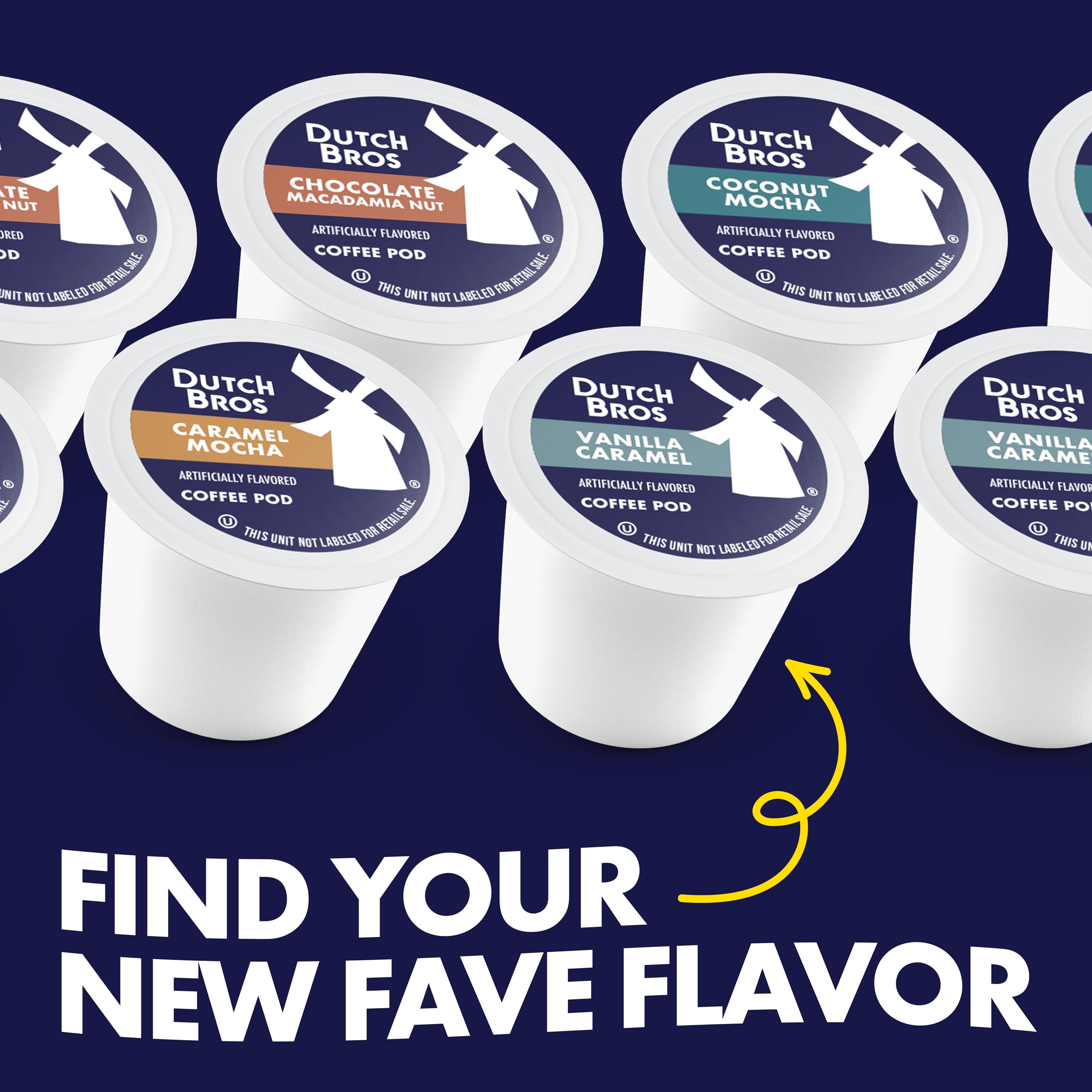 Dutch Bros cápsulas recién molidas vertidas en taza con crema