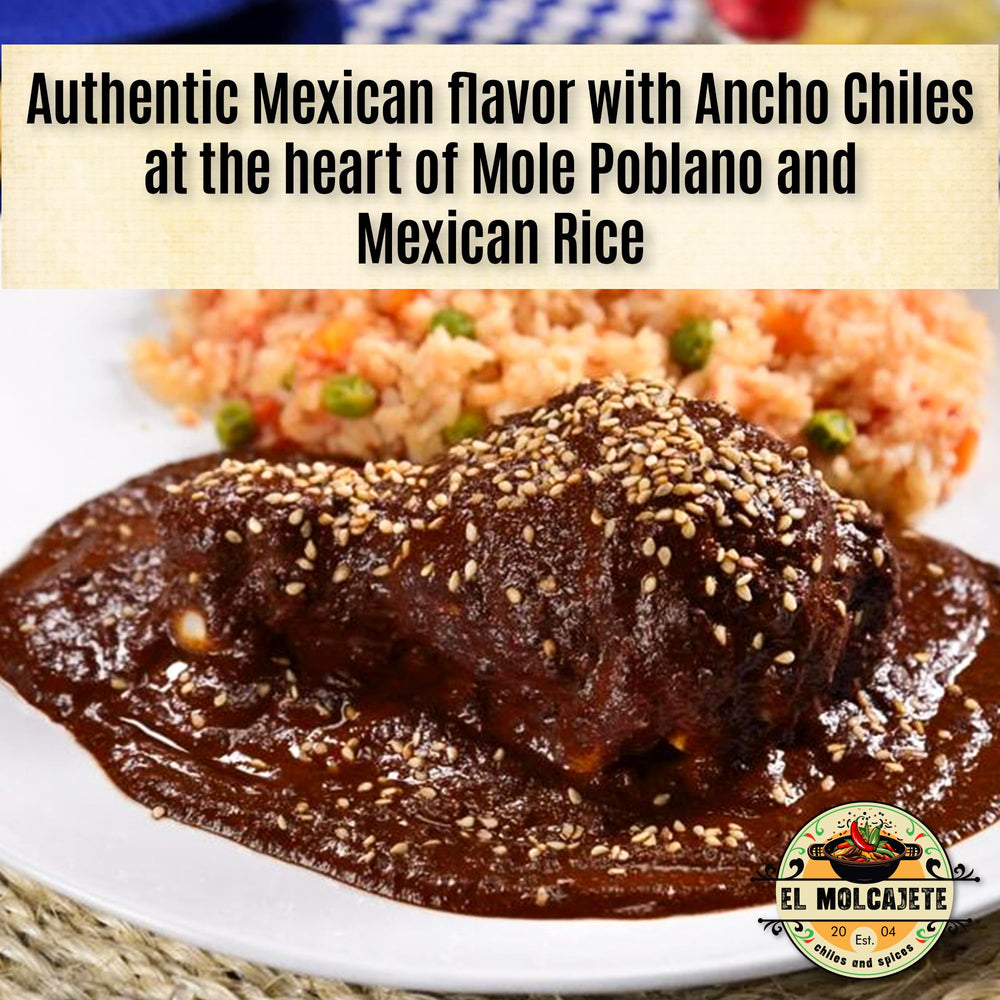 El Molcajete uso culinario en cocina preparando mole y adobo