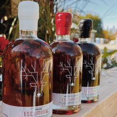 Escuminac botella Extra Rare con etiqueta legible y autenticidad orgánica