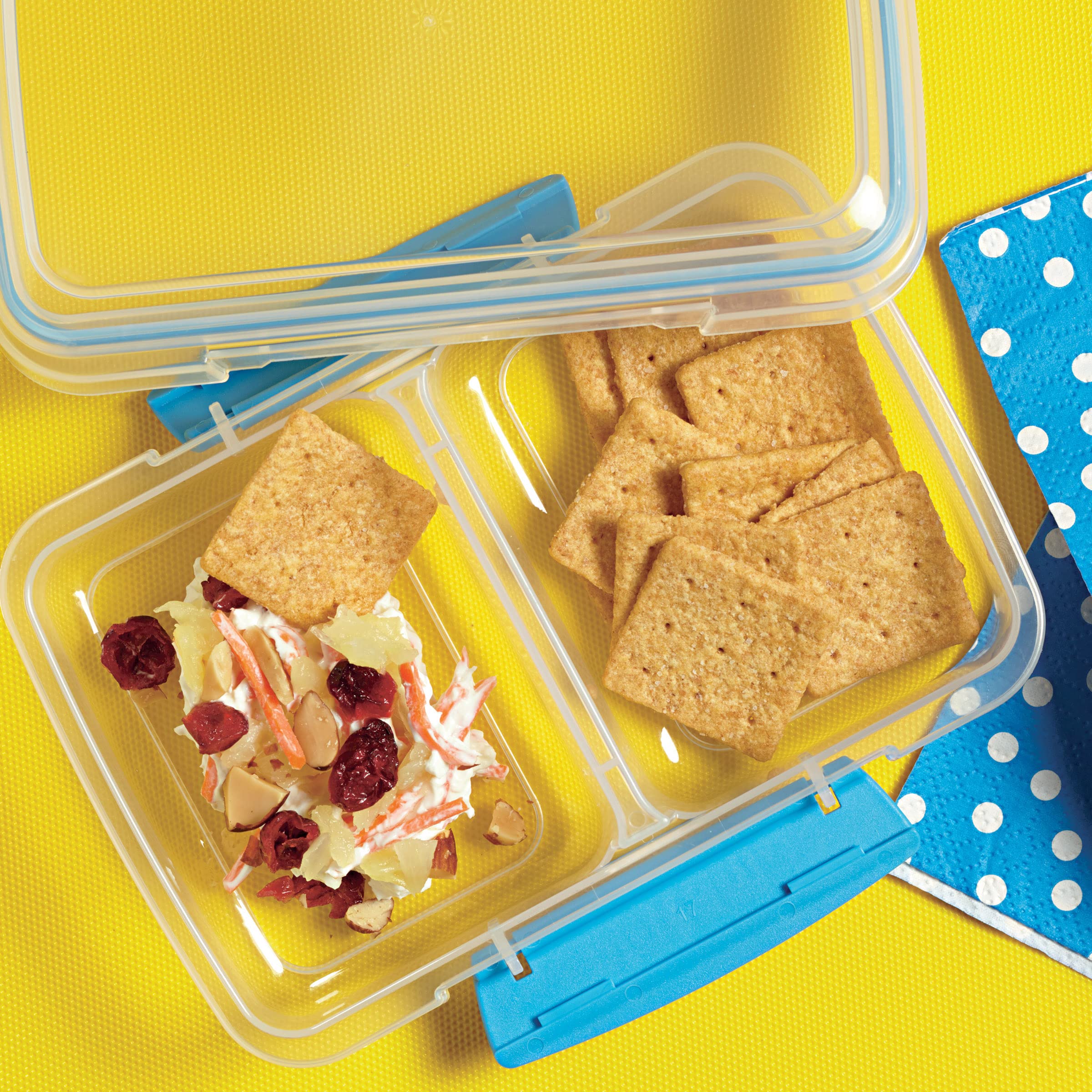 Etiqueta nutricional visible, Triscuit y Wheat Thins información clara