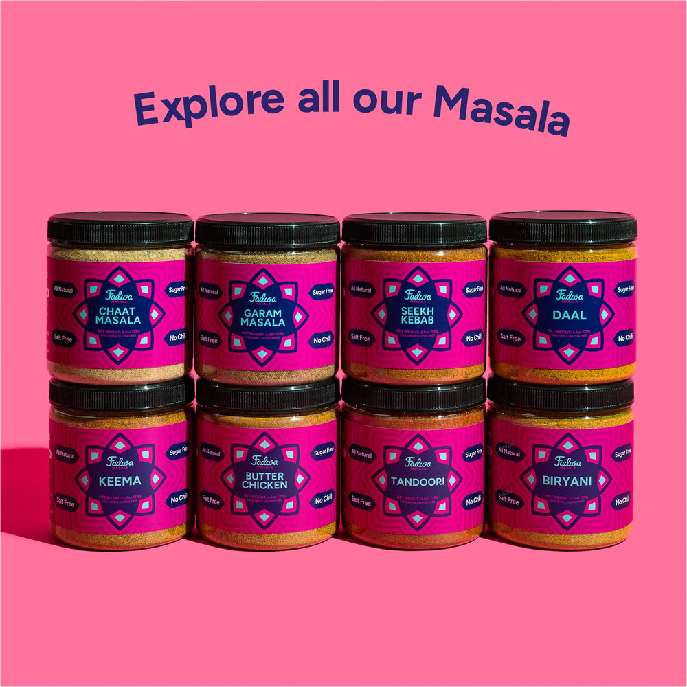 FADWA MASALA espolvoreada en karahi cocinándose y realzando sabor casero