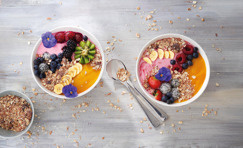 Tazón de Familia Müesli servido con leche demostrando uso rápido y nutritivo en desayuno