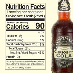 Fentimans etiqueta en primer plano indicando elaboración botánica y calidad