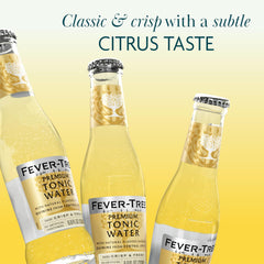 Fever-Tree tónica en copa preparada con gin, hielo y rodaja cítrica