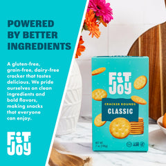 FitJoy galleta en mano para comparar tamaño y control de porciones