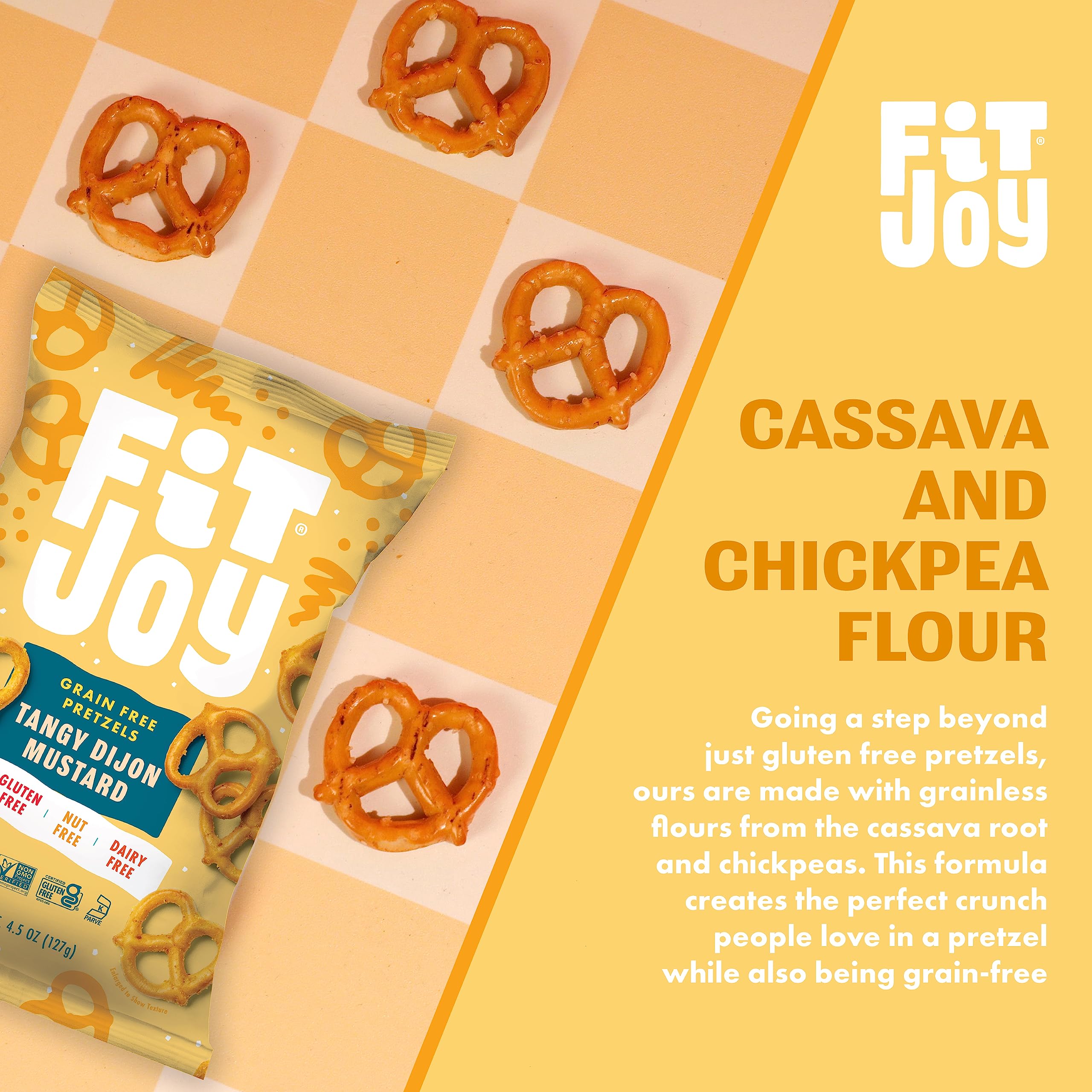 FitJoy escena de merienda con pretzels y bebidas en un ambiente relajado