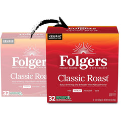 Folgers cápsula en máquina Keurig durante extracción para preparar taza al instante