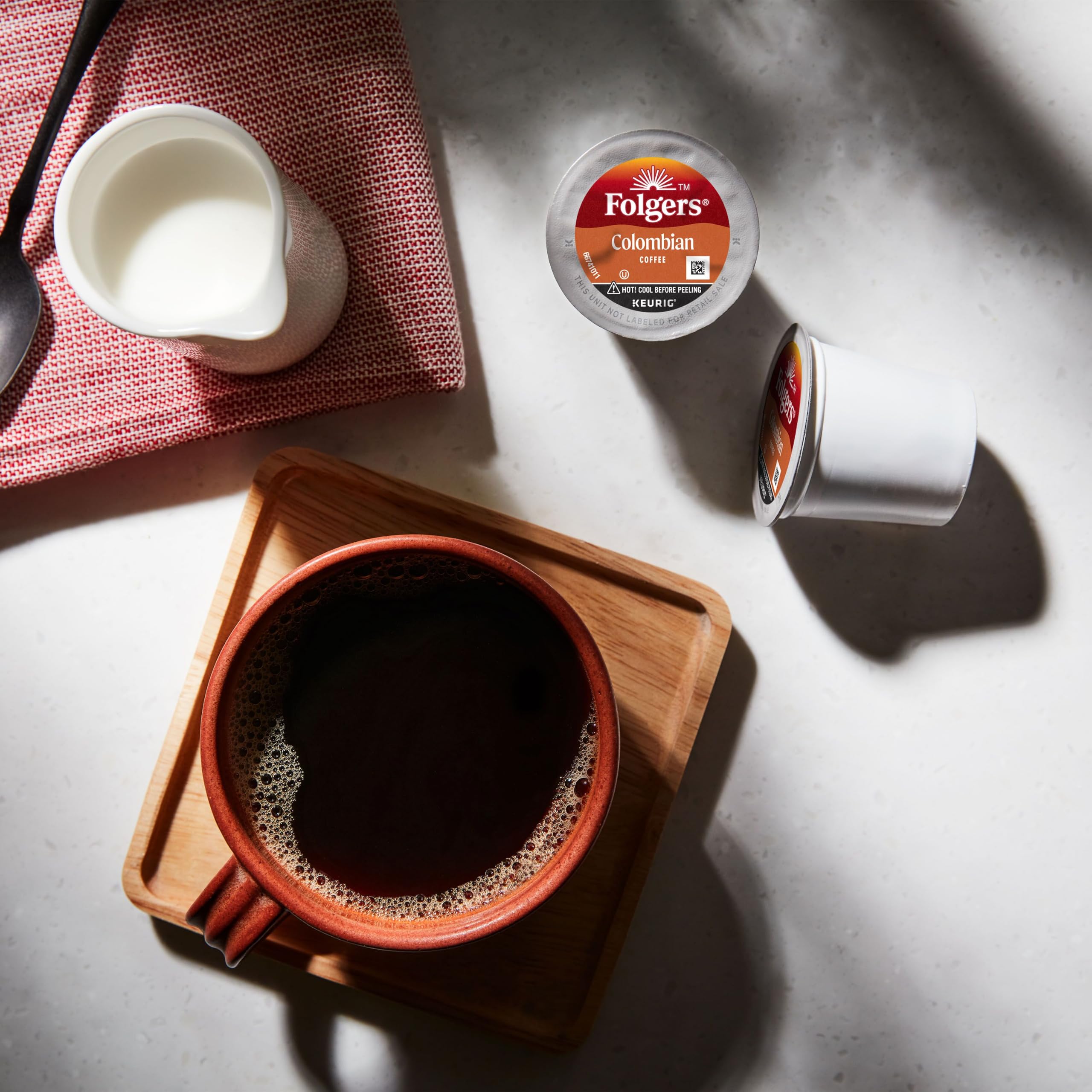 Folgers etiqueta indicando tueste en New Orleans y origen colombiano