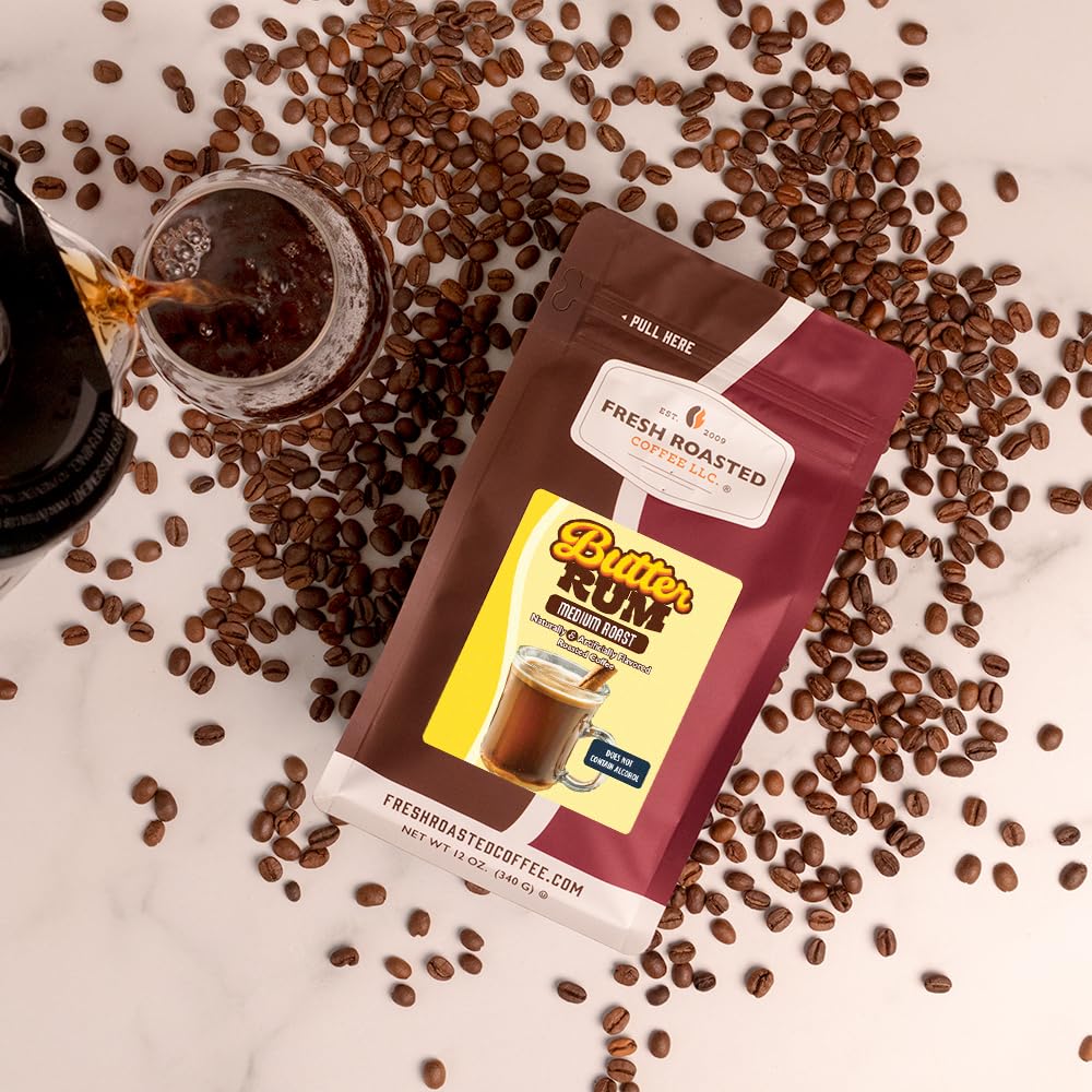 Fresh Roasted Coffee latte con espuma para realzar sabor butter rum