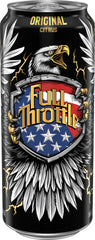Lata de Full Throttle en mano para comparar tamaño y duración de la porción