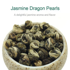 FullChea perlas de té jazmín en primer plano resaltando su forma y frescura