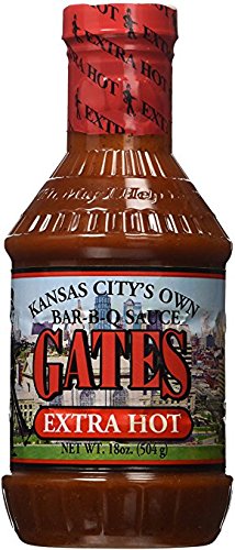 Gates BBQ detalle de etiqueta con ingredientes y fecha para confianza del consumidor