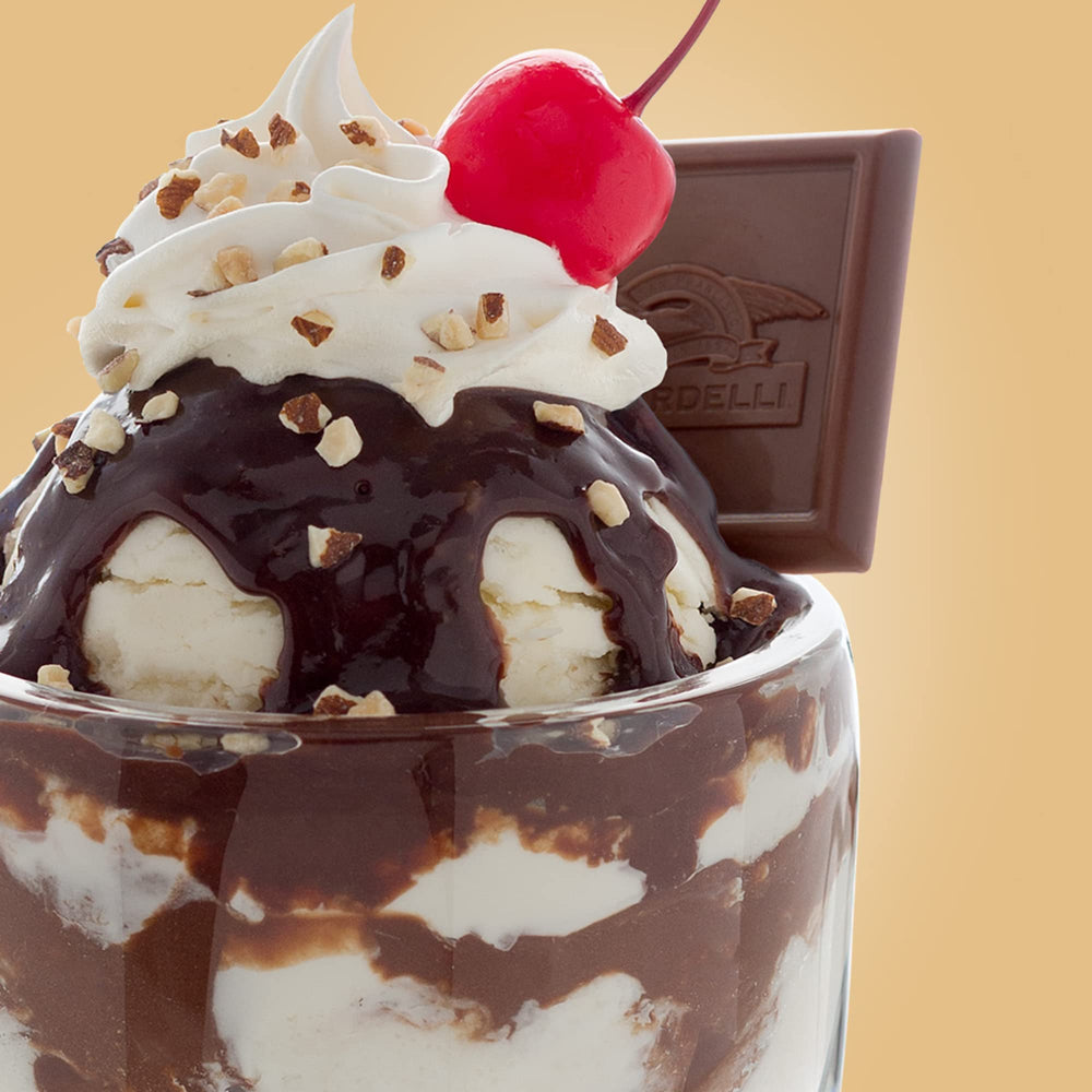 Ghirardelli detalle de etiqueta mostrando marca y calidad reconocida
