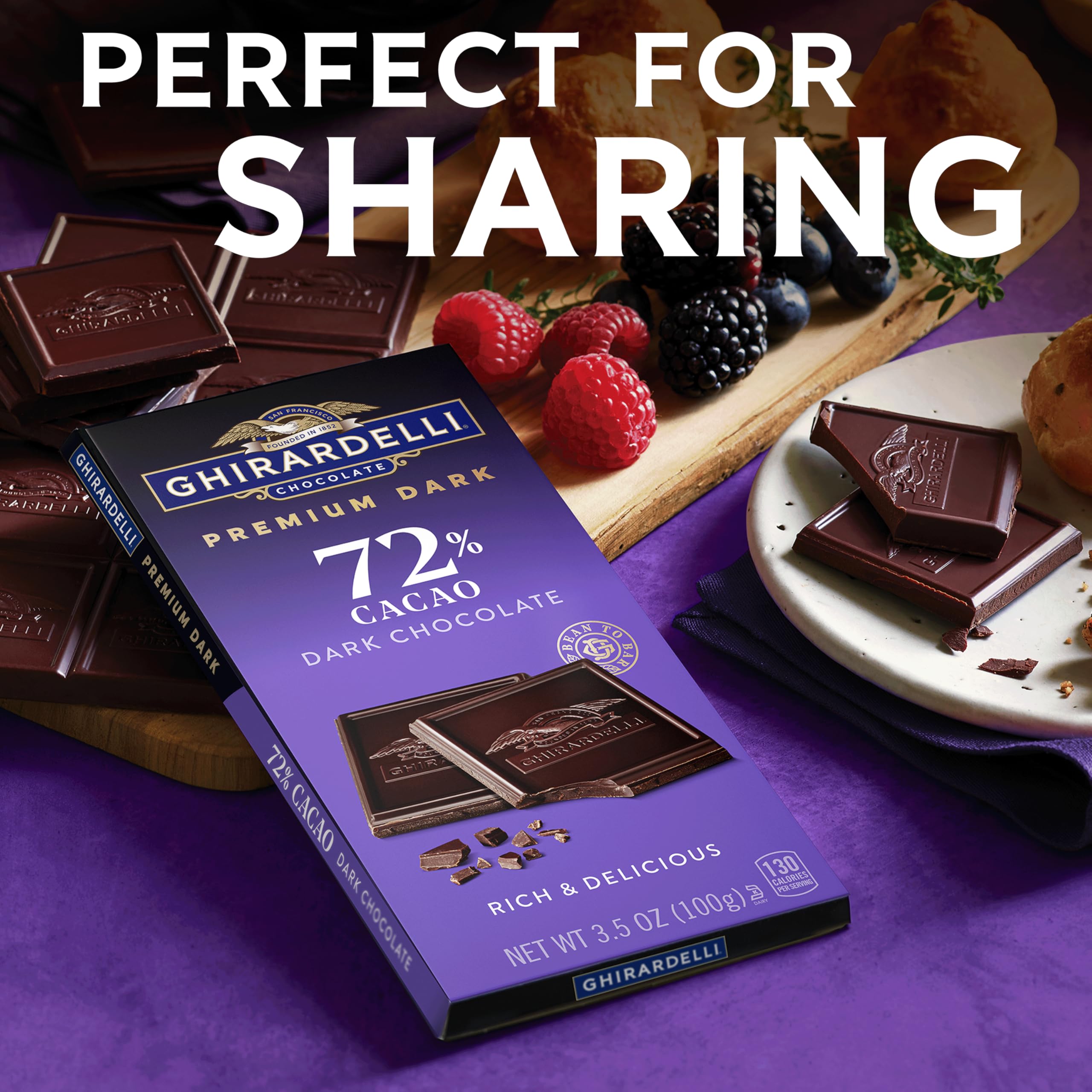 GHIRARDELLI tableta servida junto a una taza de café para resaltar maridaje recomendado