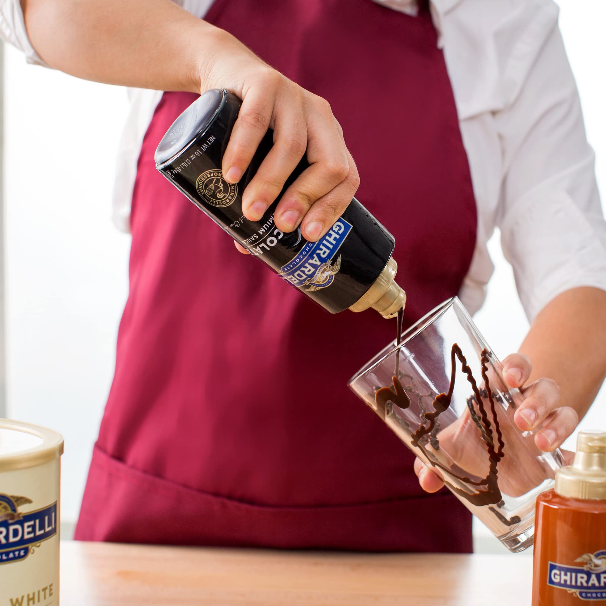 Ghirardelli pack presentado en bandeja listo para servir en eventos
