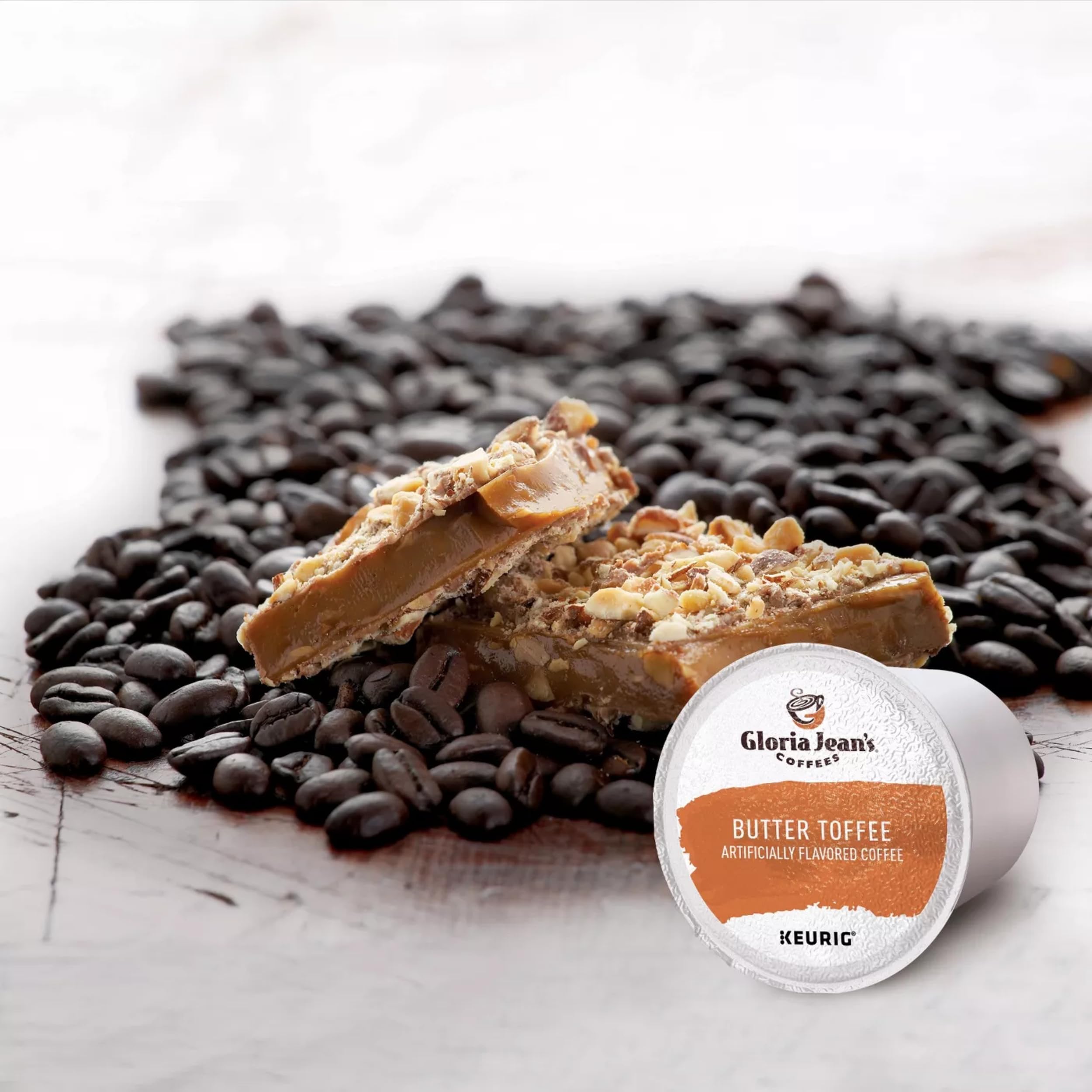 Gloria Jean's taza de café Butter Toffee servida mostrando color y crema