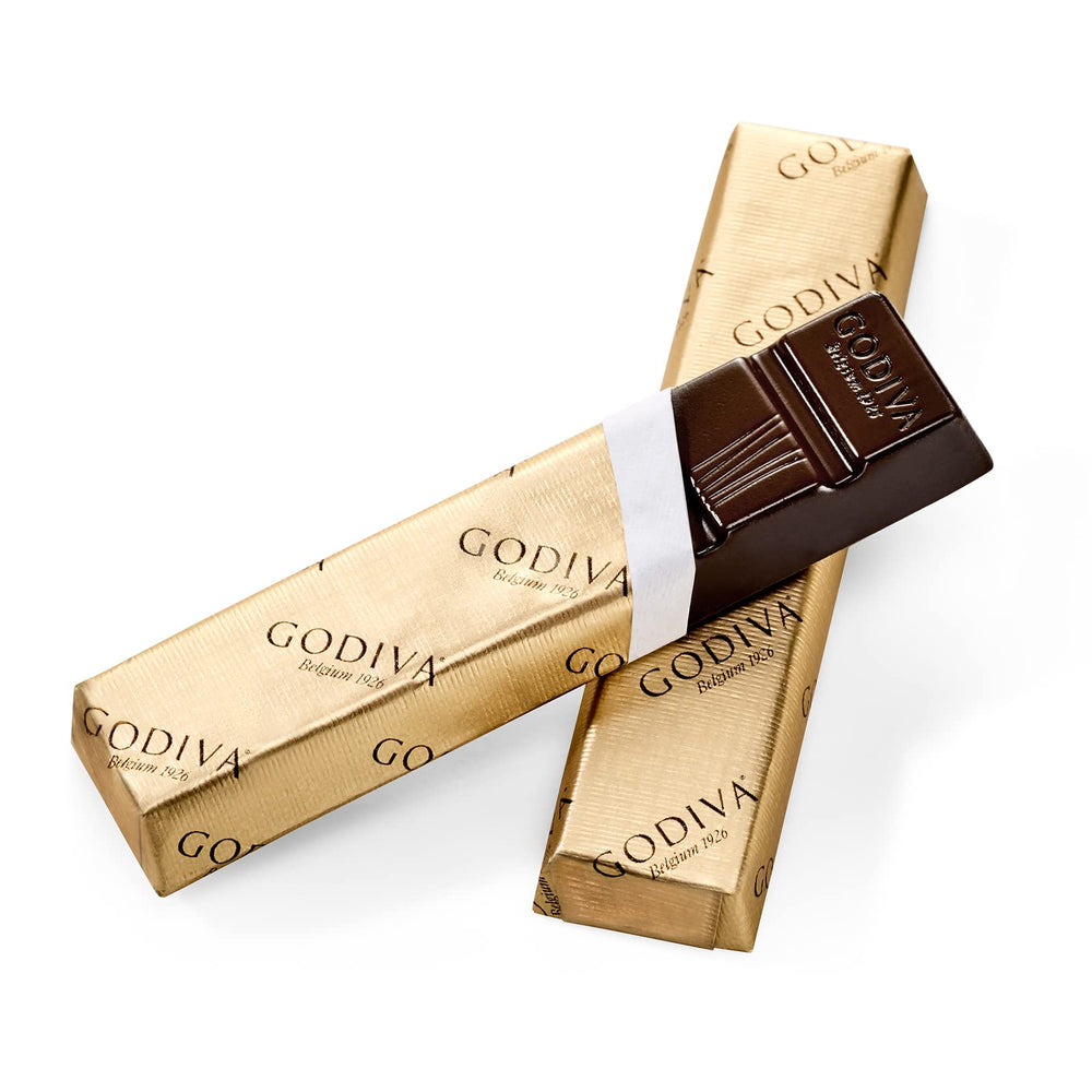 Godiva barra partida por la mitad mostrando textura fundente del chocolate