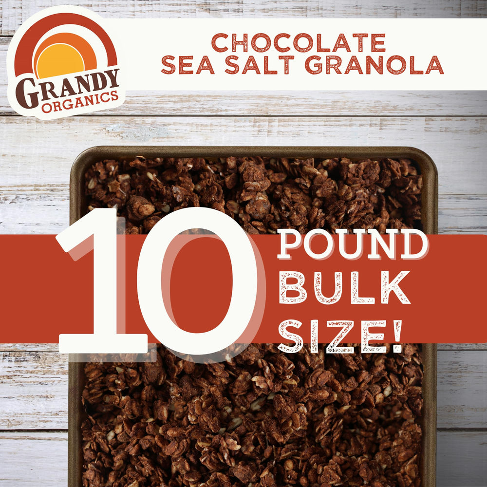 GrandyOats granola espolvoreada sobre yogur, aporta textura