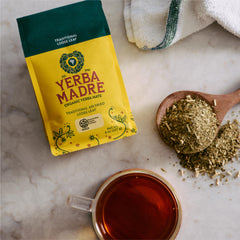 Guayaki textura cercana de hojas que evidencia frescura y corte cuidadoso